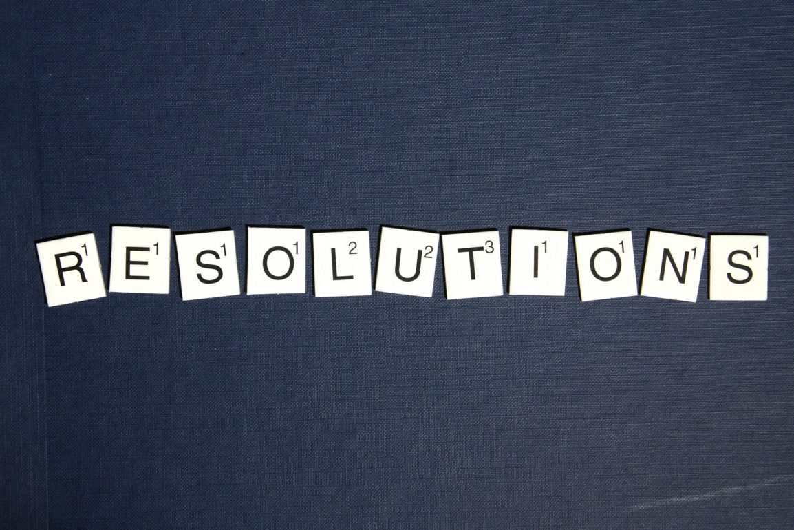 how to set and keep new year resolutions